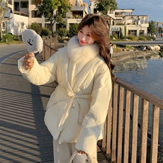 大货！！！主推狐狸毛90绒收腰羽绒服，女装羽绒服，维一诺