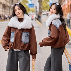 【bao款大货已出】2025冬装新款牛仔拼接大狐狸毛白鹅绒羽绒服，女装羽绒服，雅静靓衣