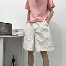 米白色
