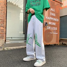 浅蓝色