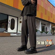 深灰色