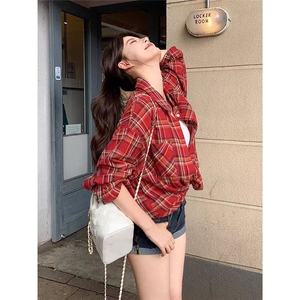 红格纹长袖衬衣女宽松外穿衬衫复古春秋百搭休闲上衣图片