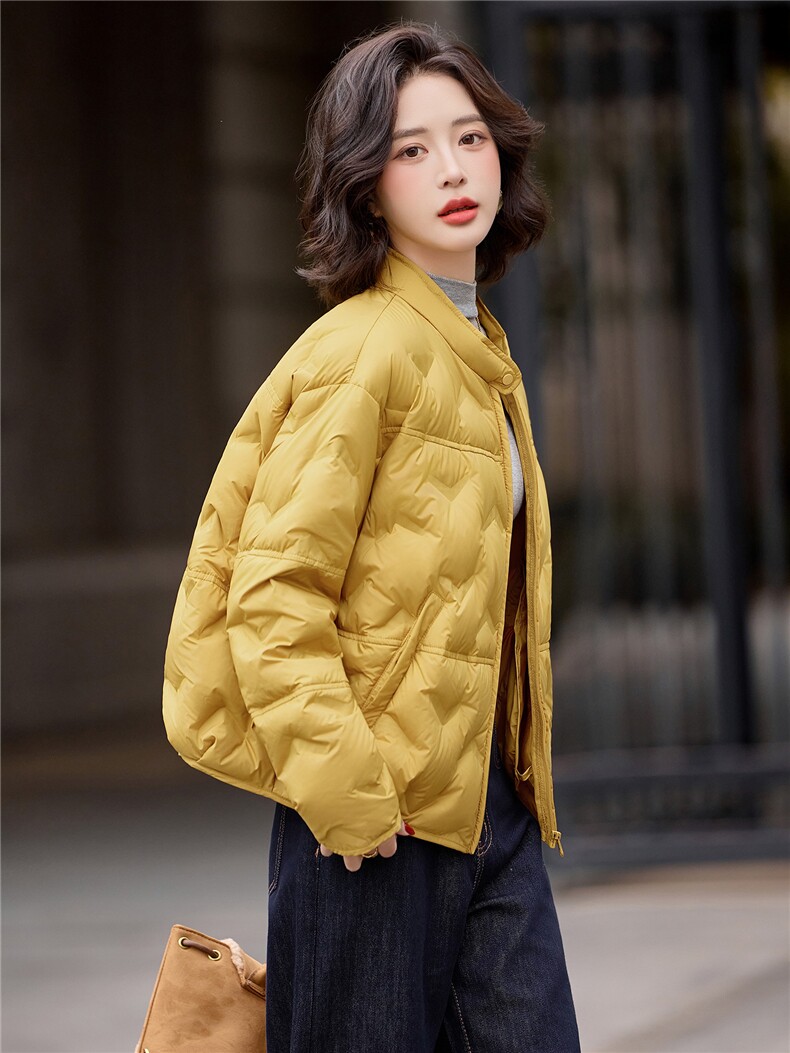 红色当季新款羽绒服女洋气宽松百搭小个子白鸭绒冬季厚外套,女装羽绒服,梦懿尔