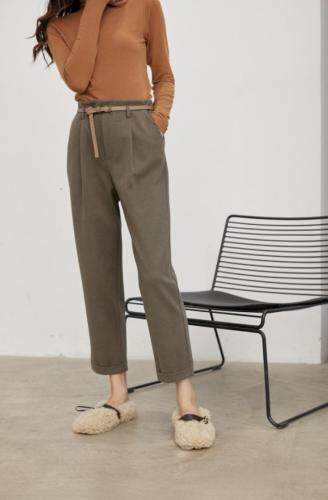 冬季新款口袋显瘦显高遮肉高腰锥形裤呢料休闲裤，女装休闲裤，拉嘉图