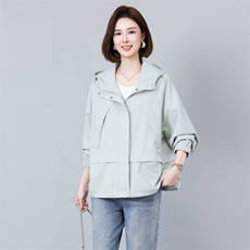 2026年开春新款宽松大码纯棉百搭休闲款大码女装长袖连帽款2610，女装风衣，秋牧寒烟