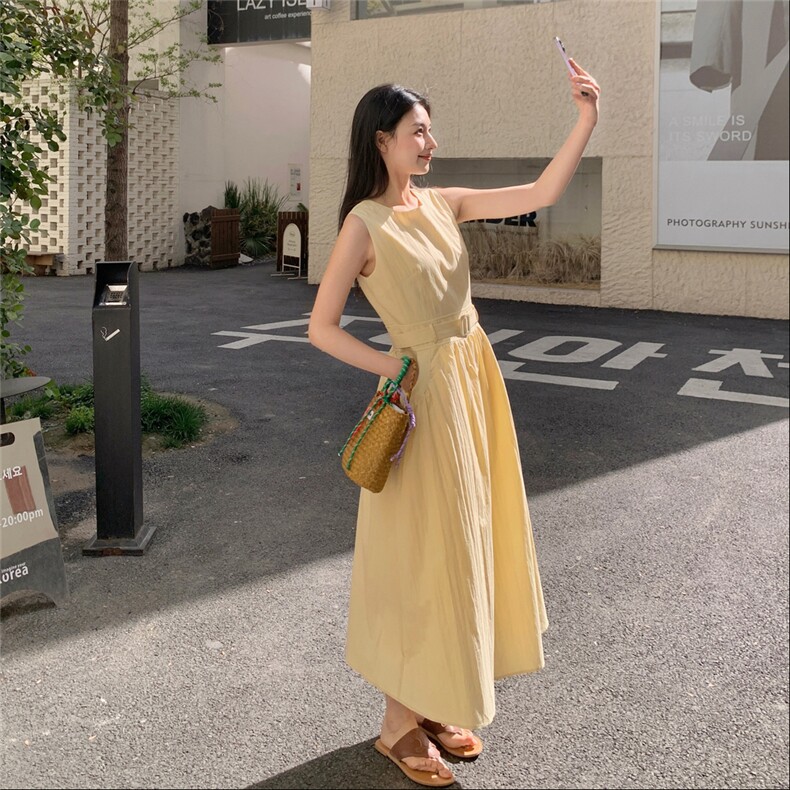 黄色设计感减龄收腰背心连衣裙女2025夏季新款甜酷轻熟风气质长裙,女装连衣裙,2C218
