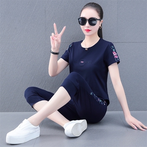 短袖纯棉运动套装女夏季2023新款广场舞跳舞中年妈妈休闲服两件套图片