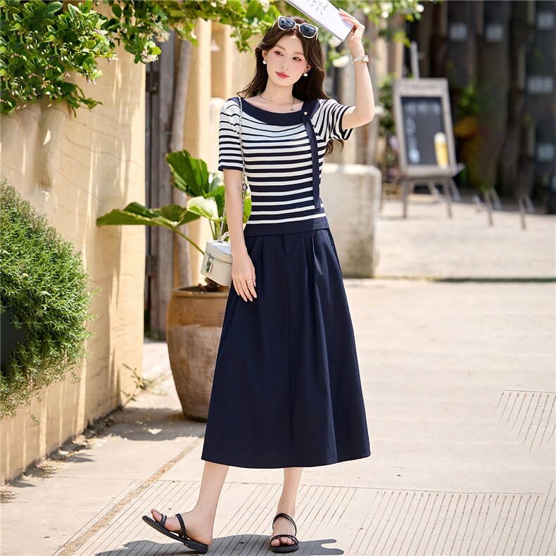法式松弛感背心套装女2026夏季新款洋气时尚条纹T恤阔腿裤两件套,女装套装/套裙,意芙