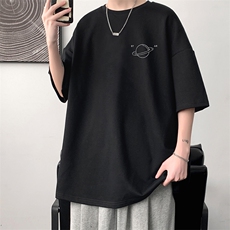 黑色