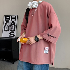 红色