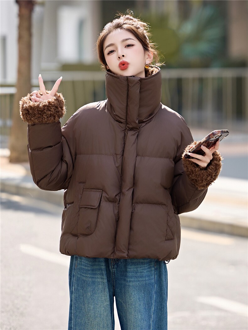 羽绒服女2026冬季新款时尚小个子短款气质今年流行曝款大翻领外套,女装羽绒服,意芙