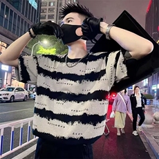 黑色