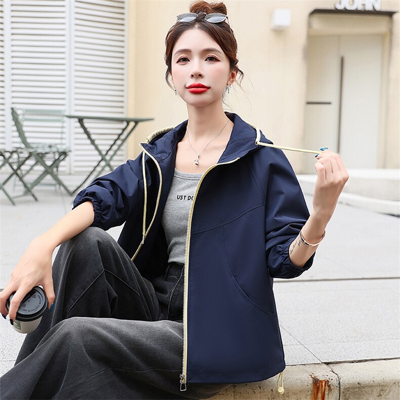 （现货）时尚宽松连帽短款外套女新款减龄显瘦休闲小个子夹克上衣,女装短外套,韩蔻秀
