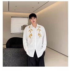 白色
