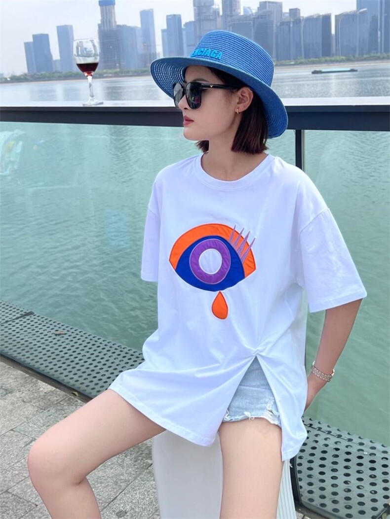 OUGNI夏装新款贴布刺绣开叉T恤潮，女装T恤，OGENI 欧葛妮