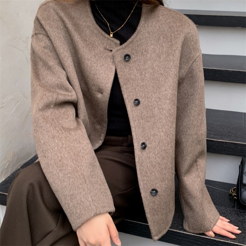 2025年秋季时尚百搭通勤简约休闲短款，女装短外套，悦洋羊绒