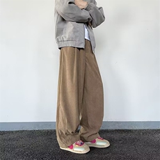 卡其色
