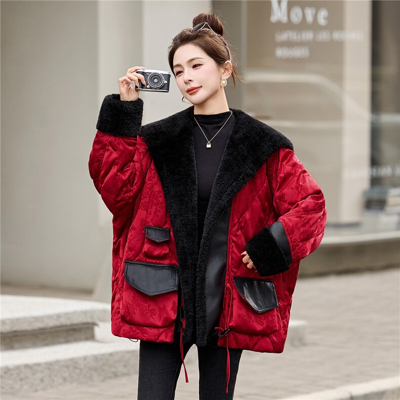 现货，现货，2025冬装新款皮毛一体拼接时尚潮流保暖羽绒服,女装羽绒服,伊仟回