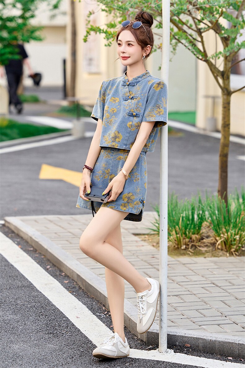 新中式复古盘扣牛仔套装女2025夏季新款小个子印花短裤两件套,女装套装/套裙,关键词