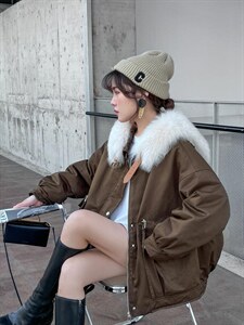 现货冬装派克服图片