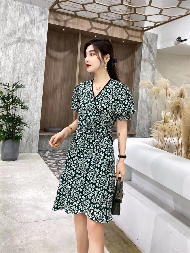 夏季气质碎花连衣裙,女装连衣裙,唯美
