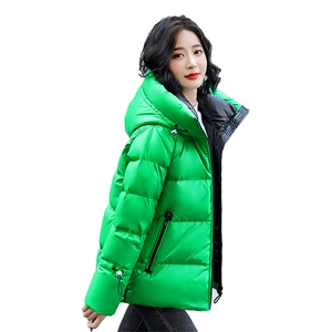 2021羽绒服女短款韩版新款白鸭绒保暖冬装潮图片