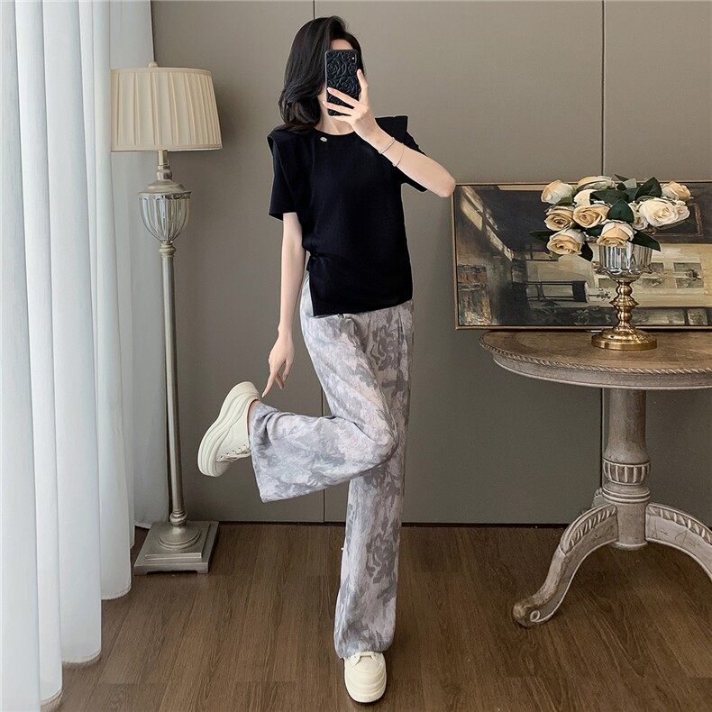 高级感时尚潮流套装女夏款显瘦圆领开叉不规则短袖印花长裤两件套,女装套装/套裙,江南