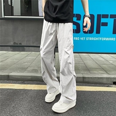 浅灰色