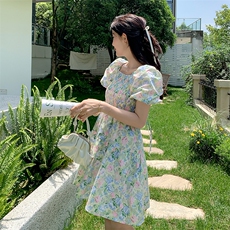 夏季新款碎花短款连衣裙B190-82373-P100-K148，女装连衣裙，一九零