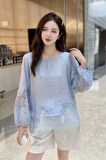 现货2025夏季新款简约度假风镂空拼接袖休闲百搭气质小衫，女装衬衫，深水步