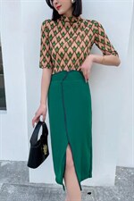 来啦！百搭的小衫，这个花型很爆哦，其它，欧以美