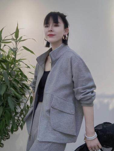 2021新款早秋款设计款针织开衫，有大货，其它，瑟拉·女人缘