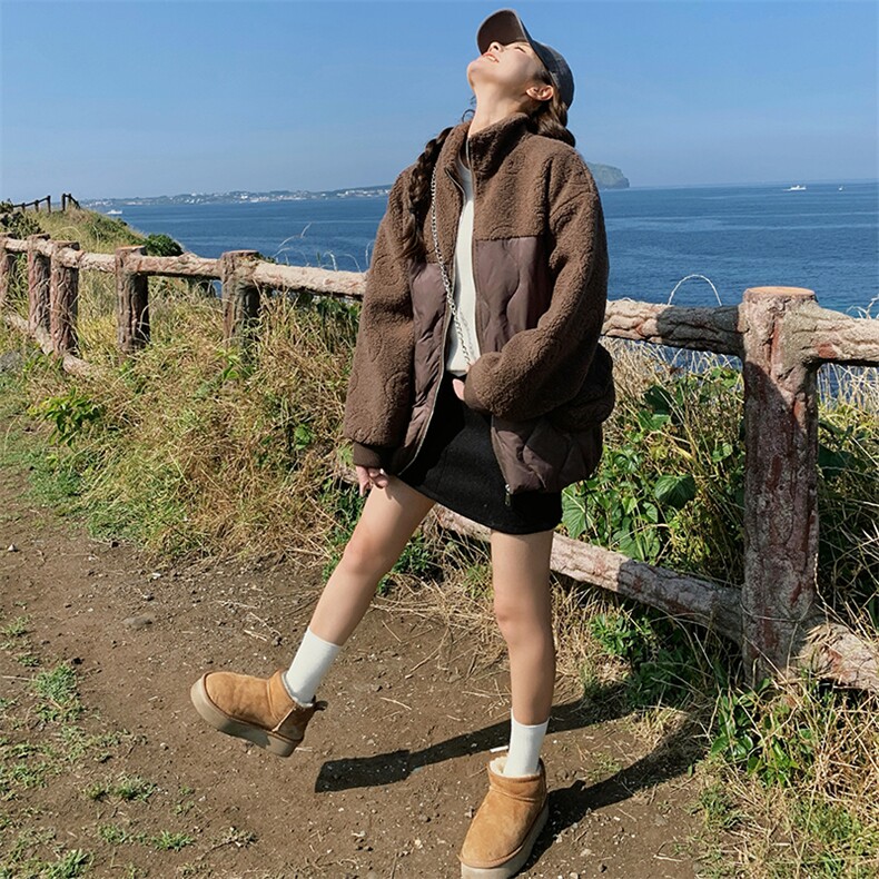 时尚咖色羊羔毛拼接保暖羽绒服女2025冬季新款显瘦加厚白鸭绒外套,女装羽绒服,慧尚2-185