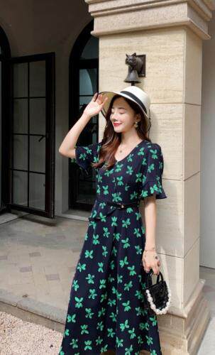 夏季新款连衣裙，女装连衣裙，艾伊贝雪