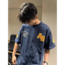 藏青色