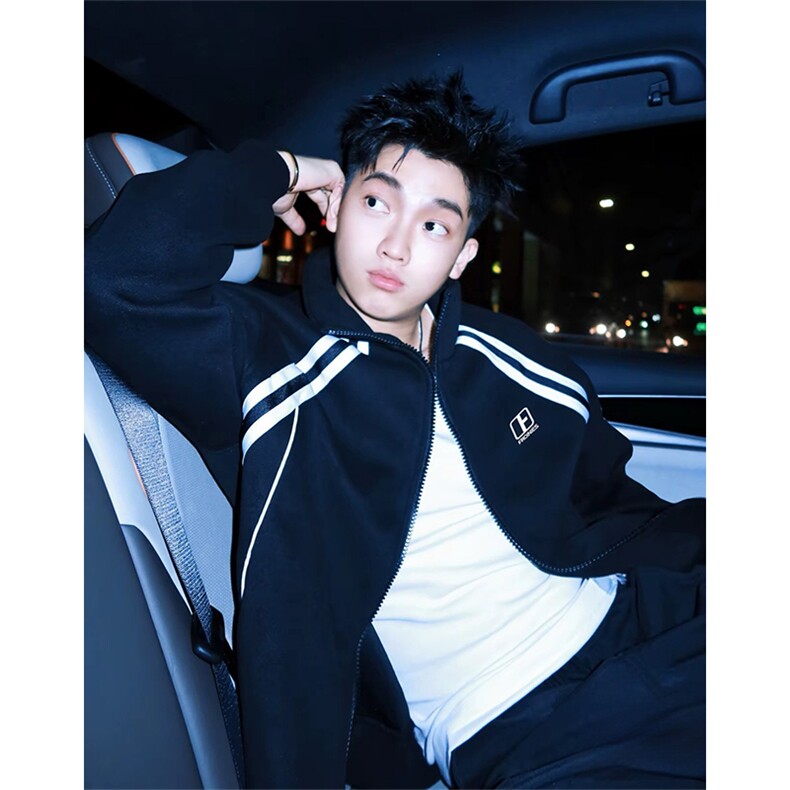 抖音得物高品质秋冬美式重磅结构织带撞色立领印花卫衣外套AW7001，女装短外套，电商A443