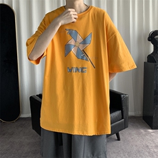 姜黄色