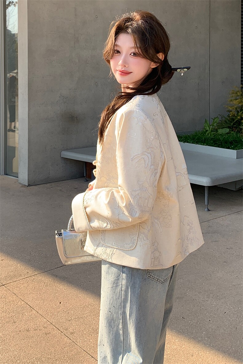 米色高级感国风提花短外套女2025春季新款小个子气质休闲盘扣上衣,女装短外套,浙宝208A