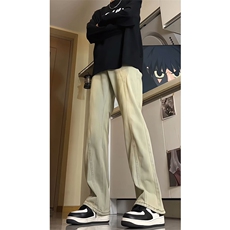 黄泥色