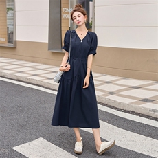 现货2025夏新款时尚百搭V领收腰显瘦连衣裙女中长款韩版休闲长裙，女装连衣裙，关键词