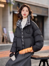 时尚格子拼接立领短款羽绒服女2025冬季新款洋气小个子白鸭绒外套，女装羽绒服，涵墨