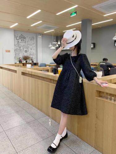 重工连衣裙，女装连衣裙，Waves smile