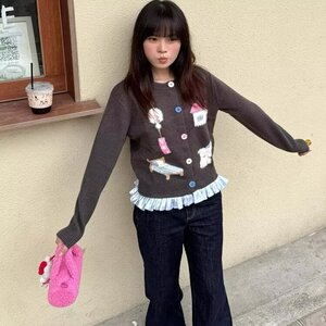 2025秋冬针织衫女装秋冬新款重工加绒刺绣减龄童话中的毛衣开衫图片