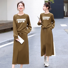 卫衣连衣裙女2025年春秋新款休闲两件套欧货爆款运动半身裙套装裙，女装套装/套裙，丽美静依