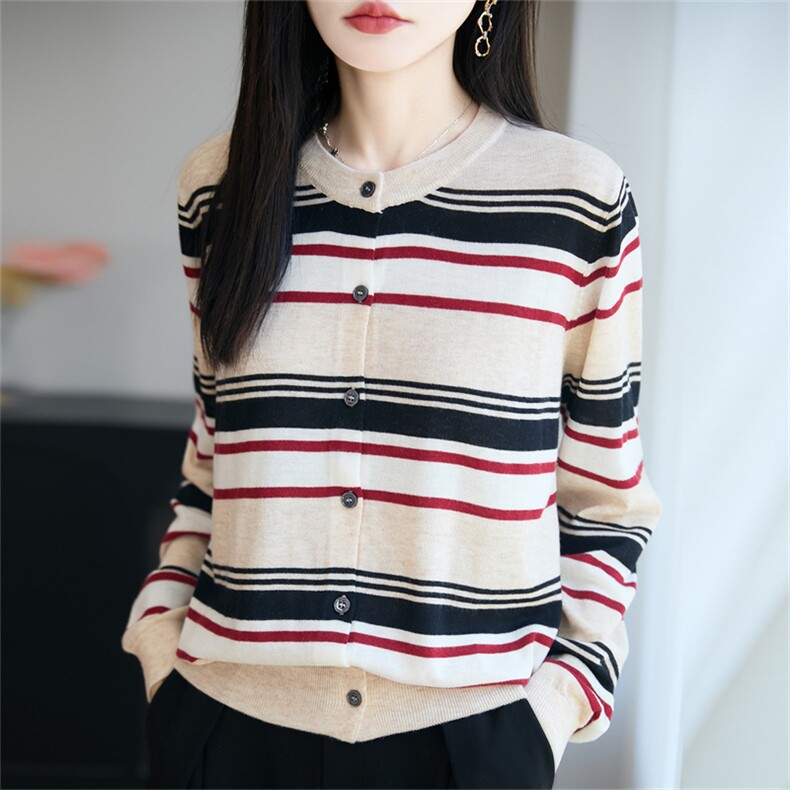 撞色条纹针织开衫女小个子外套薄毛衣2025新款洋气减龄外搭上衣,针织衫/毛衣,郡淞羊绒