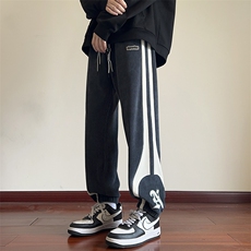 灰色
