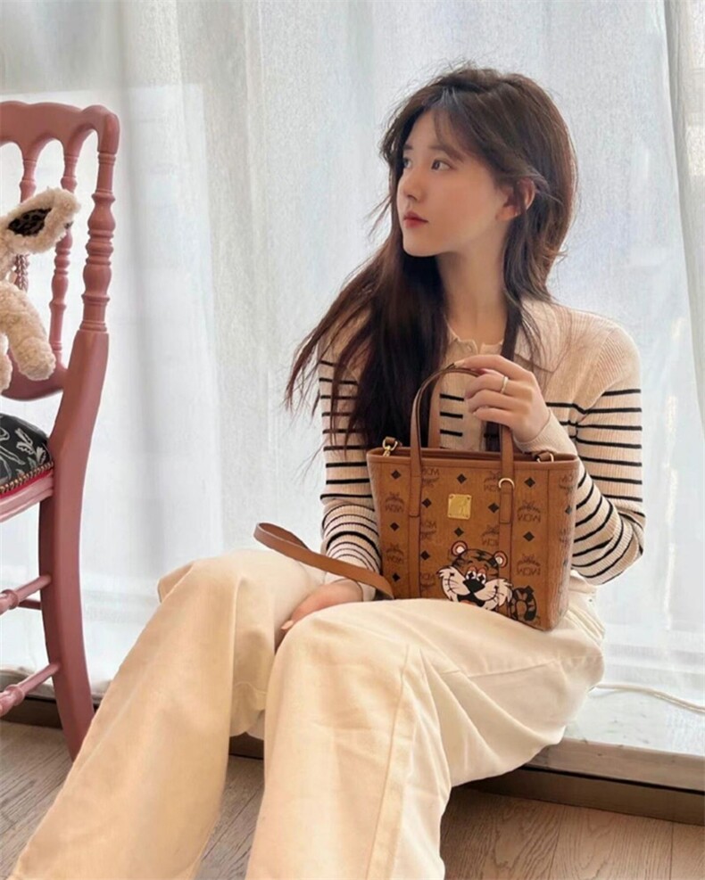 时尚百搭纯澳毛条纹开衫赵露思同款女士羊毛衫,女装羊毛衫,莺澜羊绒
