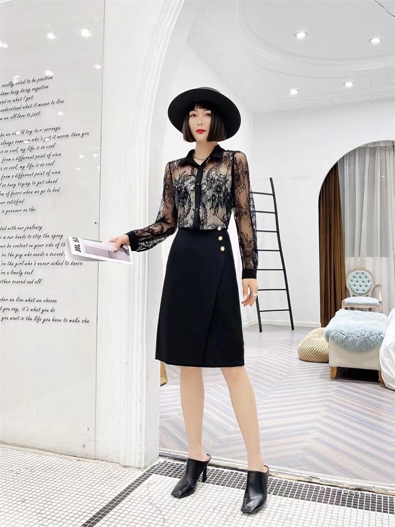 【现货】【】时尚气质显瘦百搭打底蕾丝衫，女装蕾丝衫/雪纺衫，名门秀