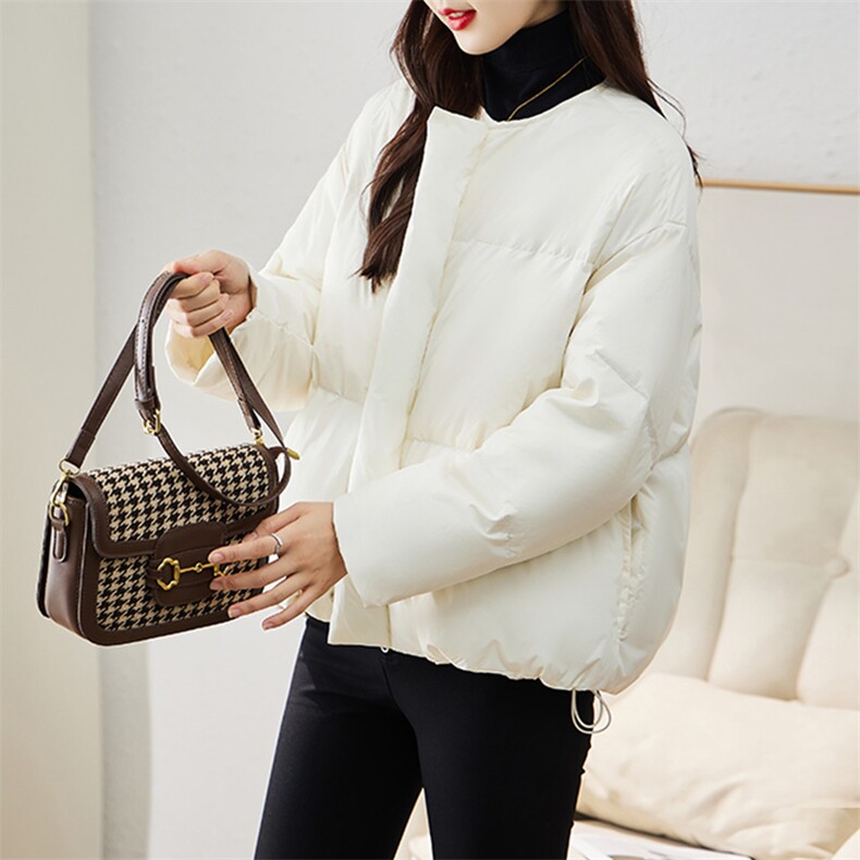 现货羽绒服女连帽新款短款小个子面包服时尚宽松休闲保暖轻暖外套,女装羽绒服,贵人树