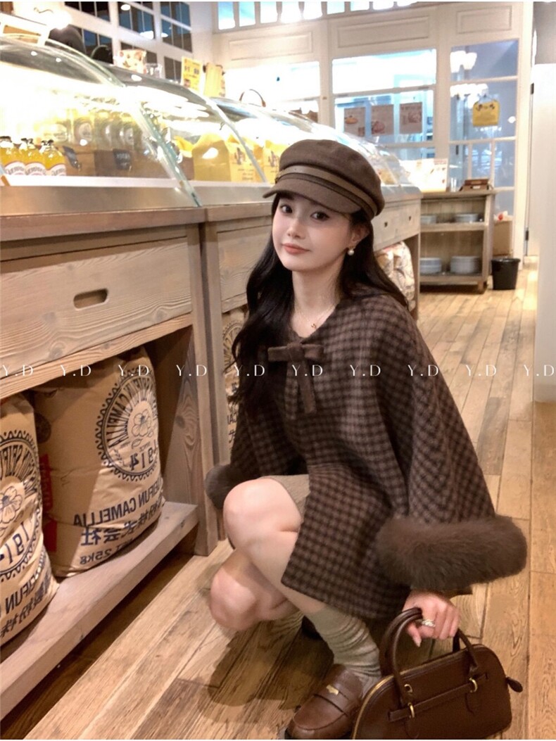 皮草狐狸毛斗篷优雅复古格纹慵懒风披肩羊毛外套(配可拆,女装双面呢大衣,依嘟服饰